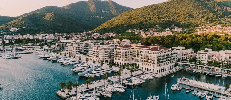 Фото отеля Regent Porto Montenegro