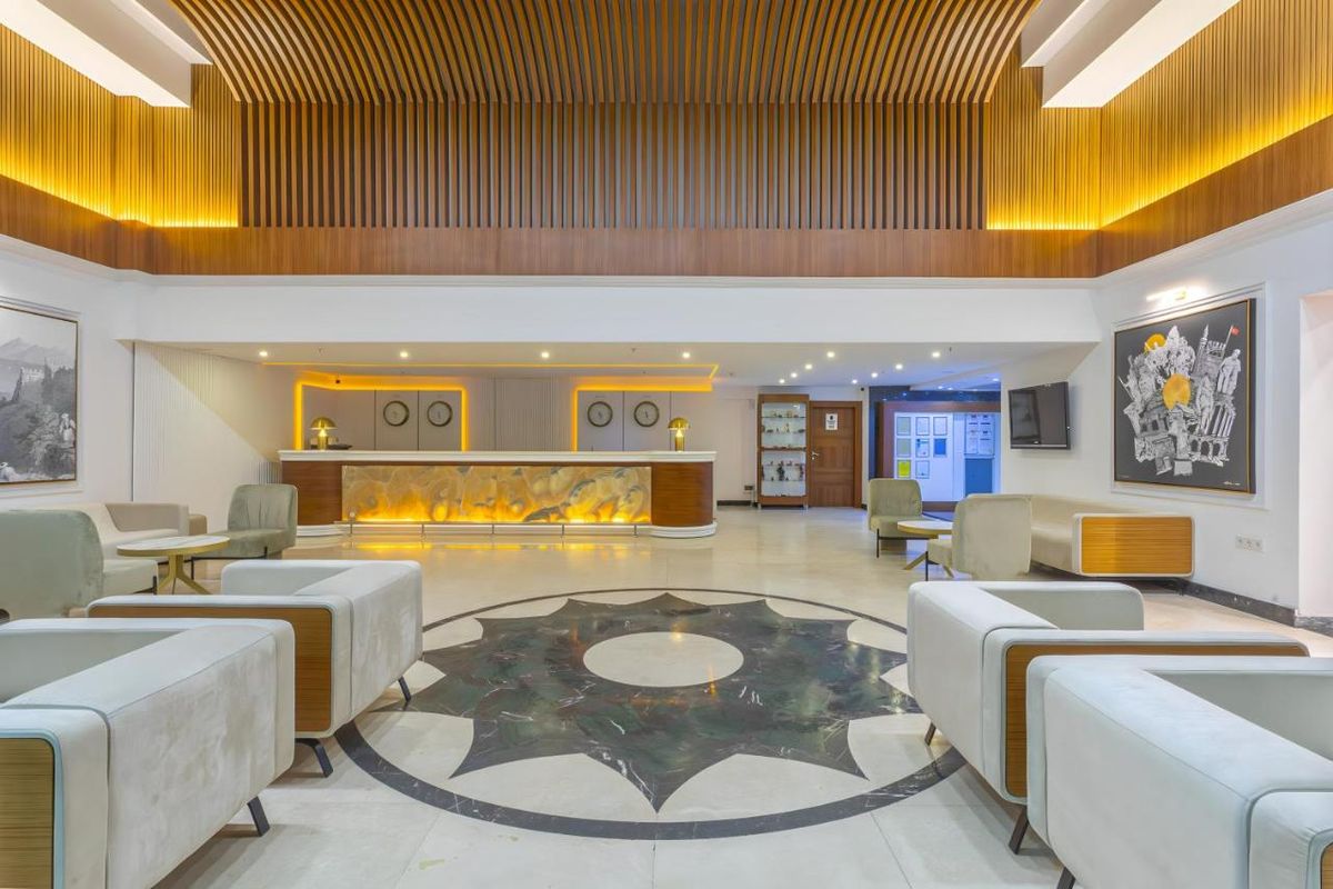 Best Western Plus Khan Hotel фото 10