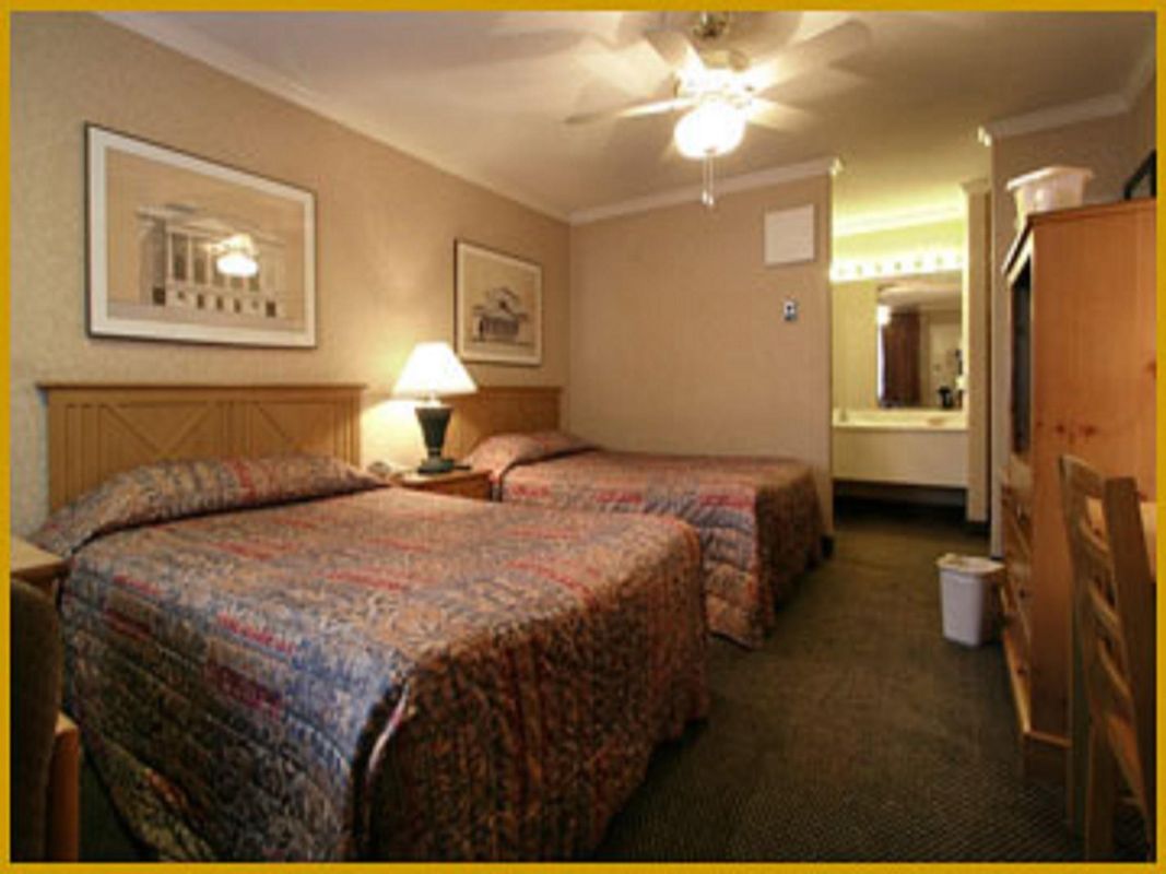 Civic Center Motor Inn фото 6