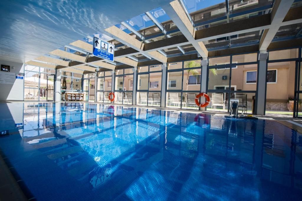 Ramon Suites Hotel фото 11