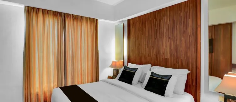 Фото отеля Palette Hotel Seminyak