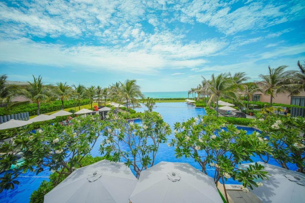Cam Ranh Mystery Villas & Spa фото 45