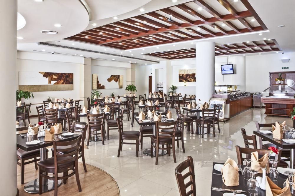 Ramada by Wyndham Dubai Deira фото 28