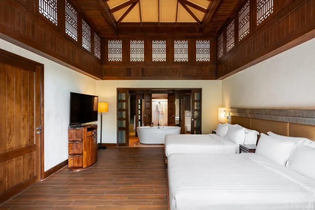 Centara Grand Beach Resort Phuket фото 147
