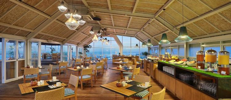 Фото отеля Aston Canggu Beach Resort