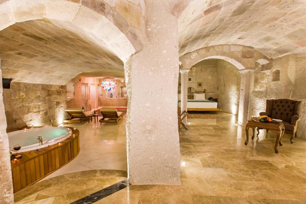 Imperial Cave Suites & SPA фото 26