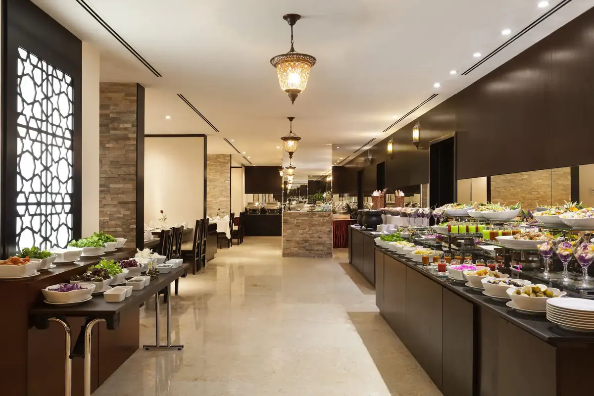 Ramada Hotel & Suites by Wyndham Ajman фото 5