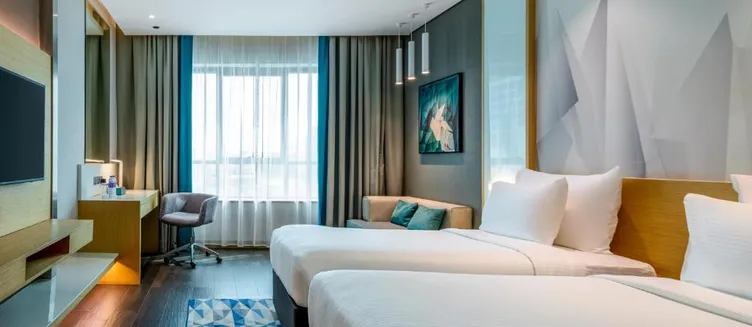 Фото отеля Flora Inn Hotel