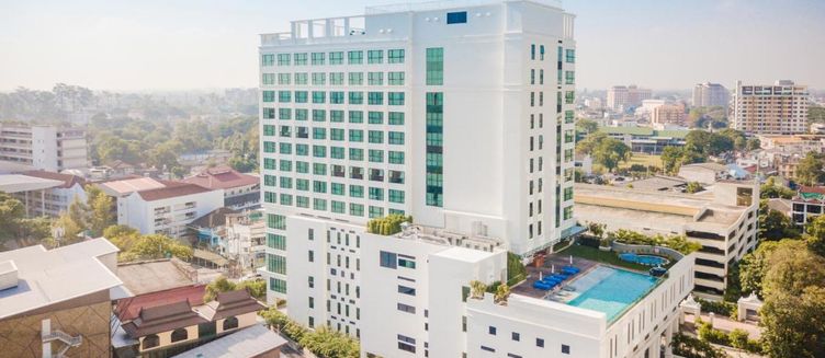 Фото отеля The Empress Premier Chiang Mai
