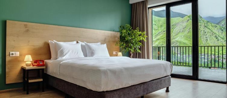 Фото отеля Intourist Kazbegi