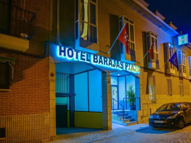 Hotel Barajas Plaza фото 9
