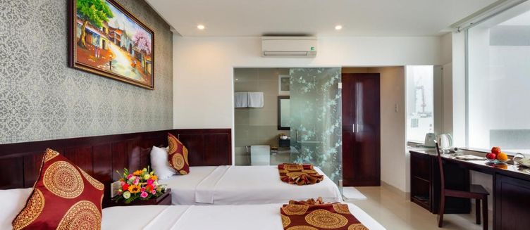 Фото отеля Azura Hotel