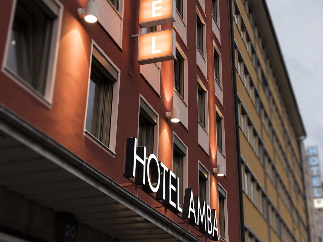Hotel Amba фото 6