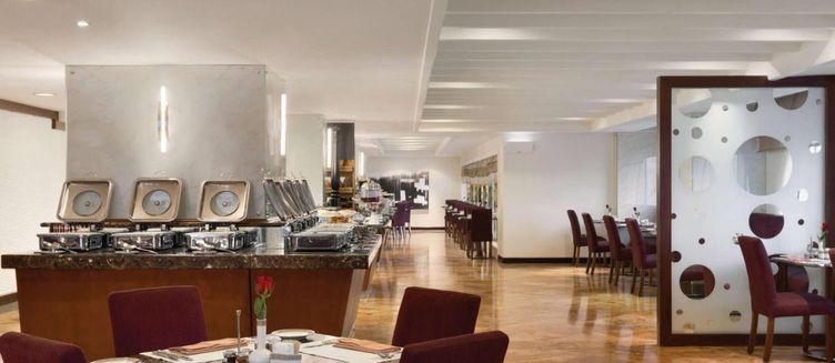 Фото отеля Grand Regency Doha, Trademark Collection by Wyndham