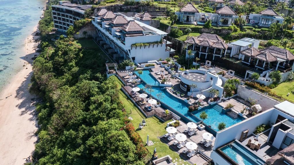 Samabe Bali Suites & Villas фото 36