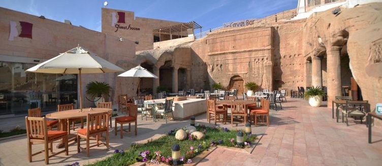 Фото отеля Petra Guest House Hotel