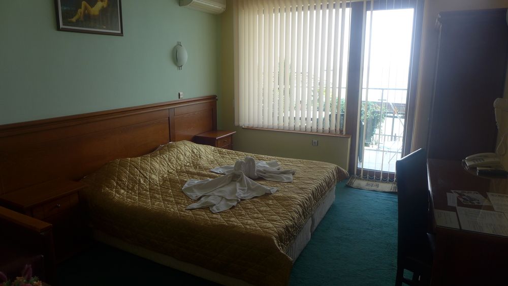 Petrov Family Hotel фото 7