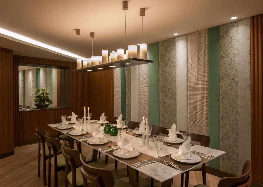 Doubletree by Hilton Istanbul - Sirkeci фото 42