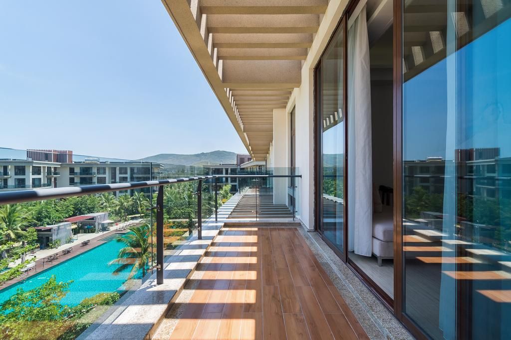 Life Spring Aranya Sanya Yalong Bay Suite Resort фото 3