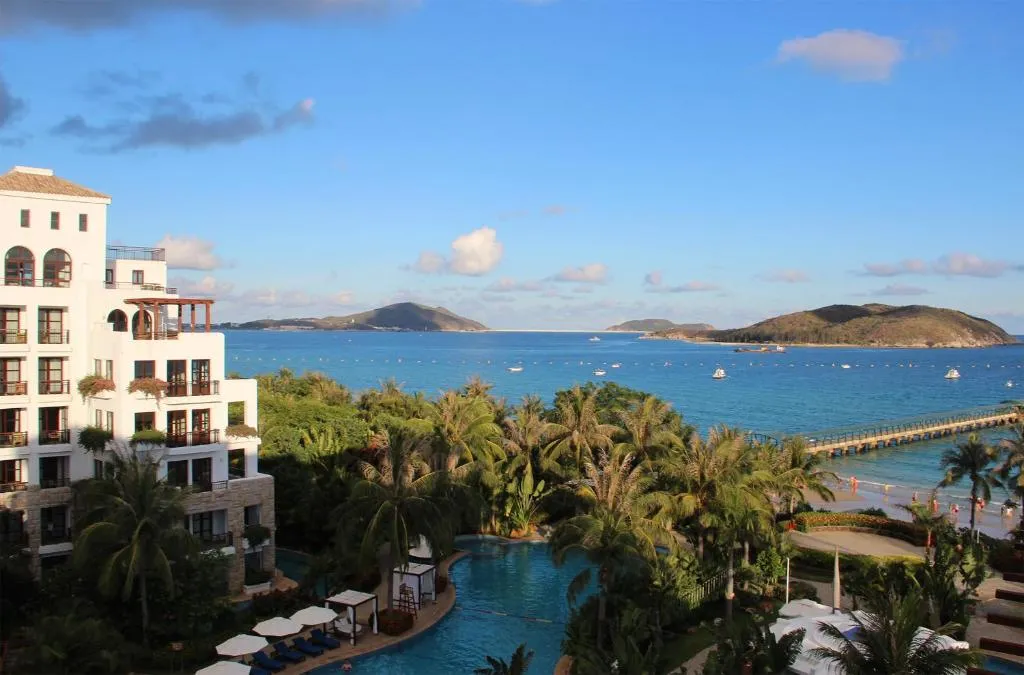 Aegean Suites Sanya Yalong Bay Resort фото 1