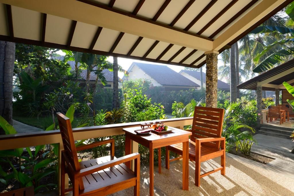 Cocotinos Sekotong, a Boutique Beach Resort & Spa фото 82