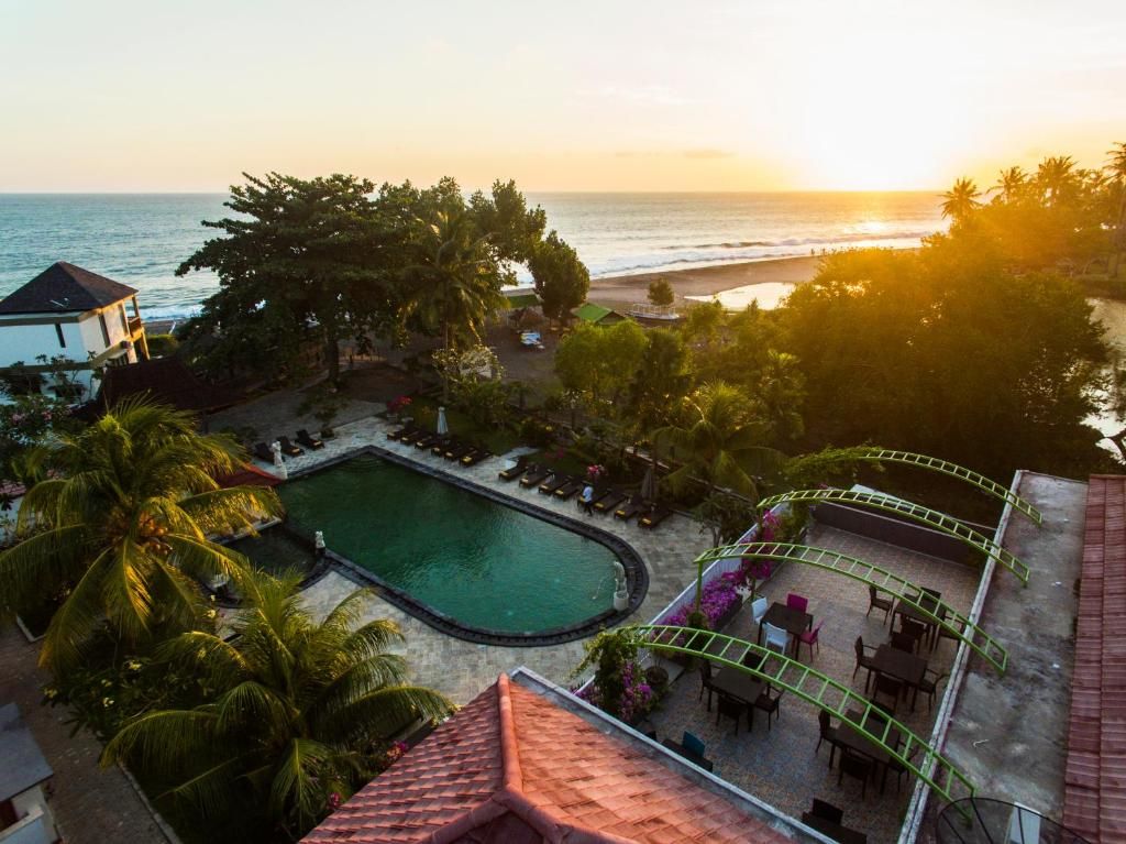 Puri Saron Hotel Senggigi фото 38