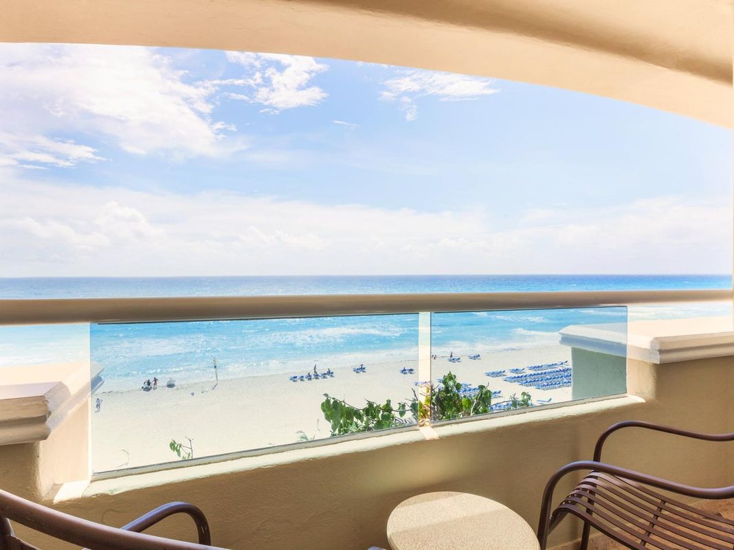 Wyndham Alltra Cancun фото 3