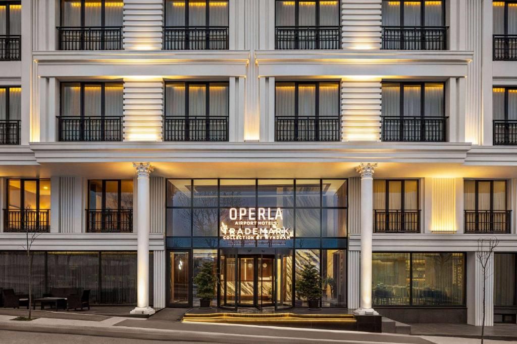 Operla Airport Hotels, Trademark Collection by Wyndham фото 2