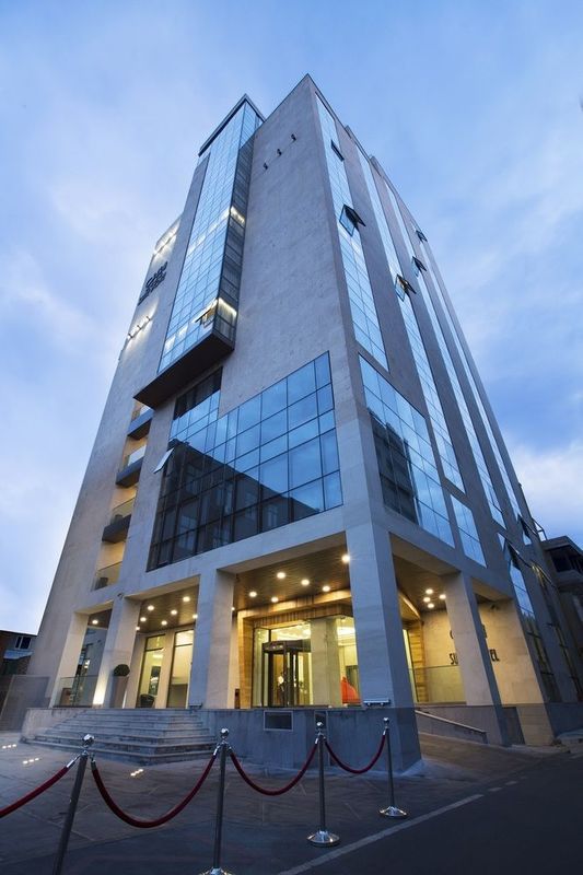 Opera Suite Hotel фото 0