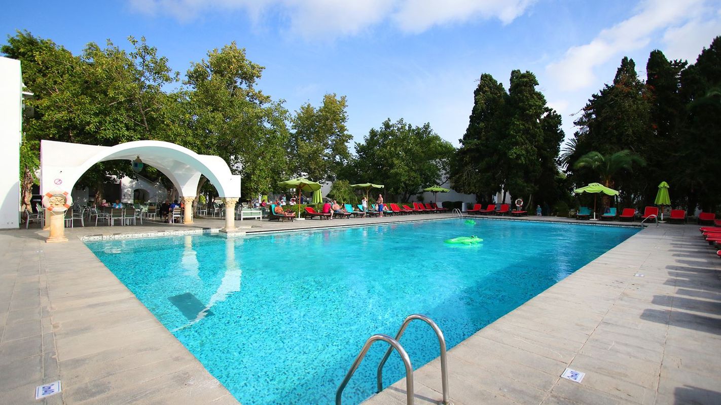 The Orangers Beach Resort and Bungalows фото 4