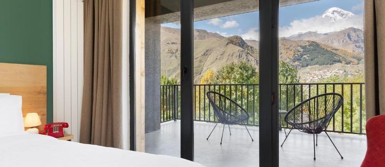 Фото отеля Intourist Kazbegi