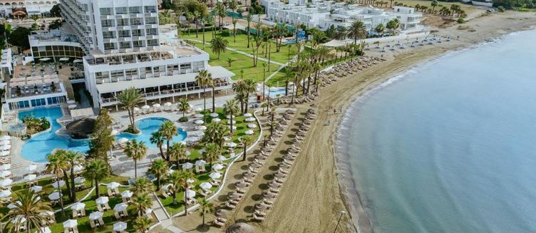 Фото отеля Golden Bay Beach Hotel