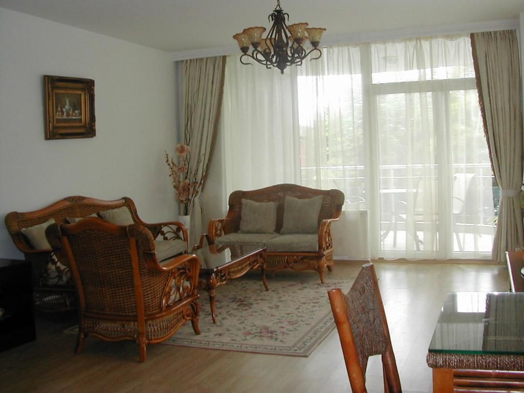 Oasis House Suites Apartments and Studios фото 15