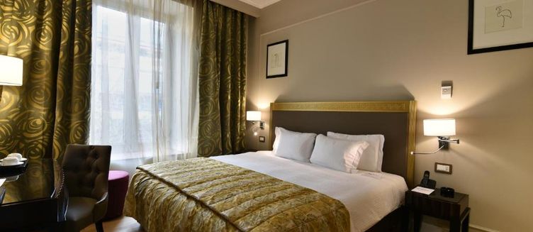 Фото отеля Grand Hotel Yerevan
