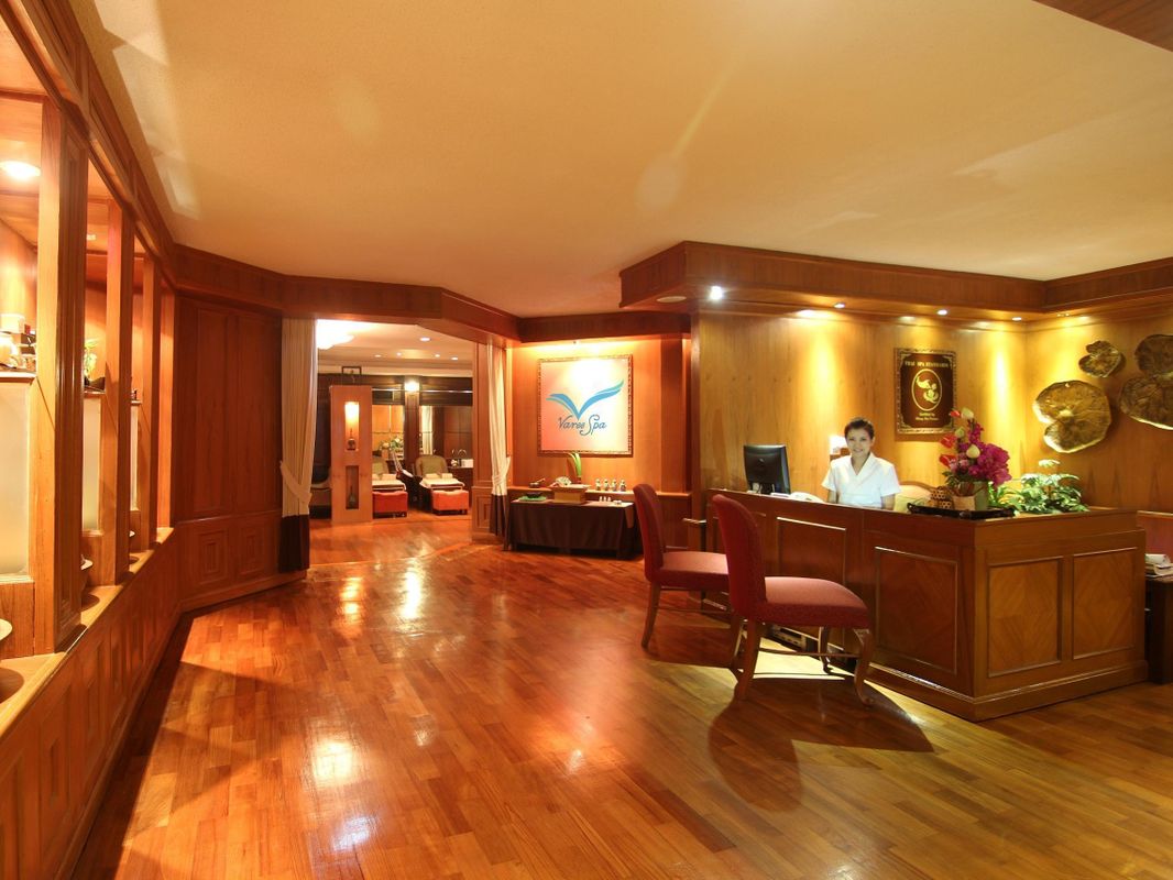 Duangtawan Hotel Chiang Mai фото 18
