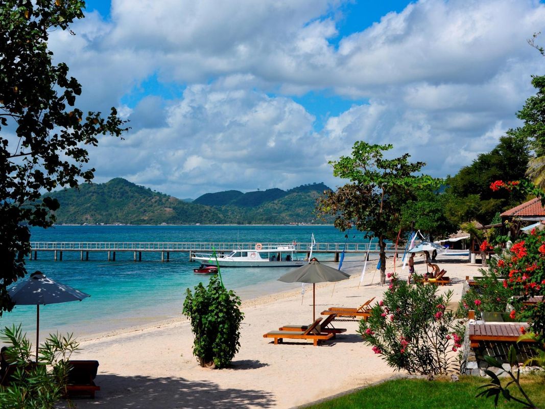 Cocotinos Sekotong, a Boutique Beach Resort & Spa фото 10