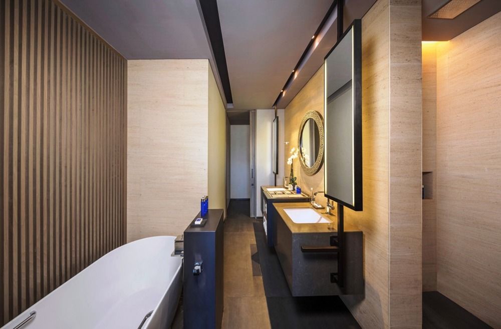 Bluewaters Beach Hotel фото 66