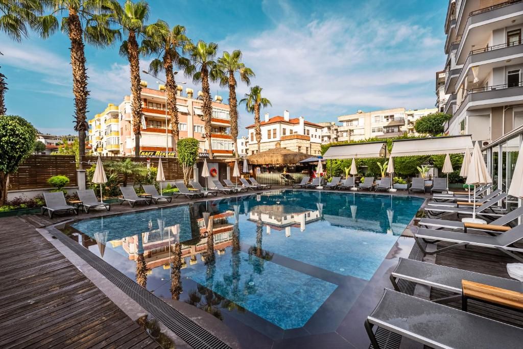 HMA Hotel & Suites фото 15