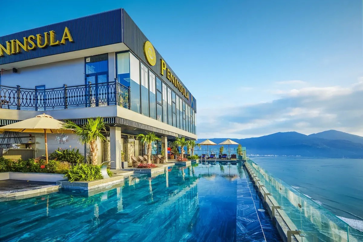 Peninsula Hotel Danang фото 1