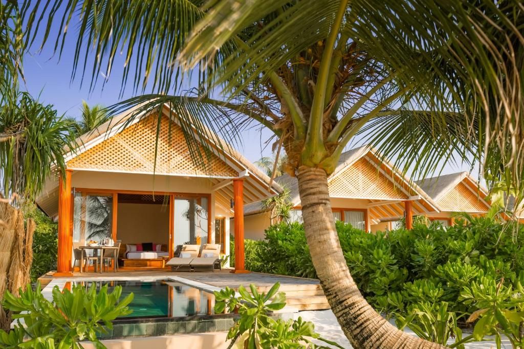 Kudafushi Resort & Spa фото 98