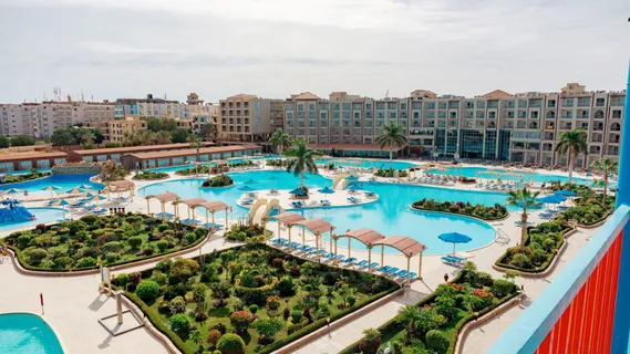 Sunrise Alora Aqua Park Resort