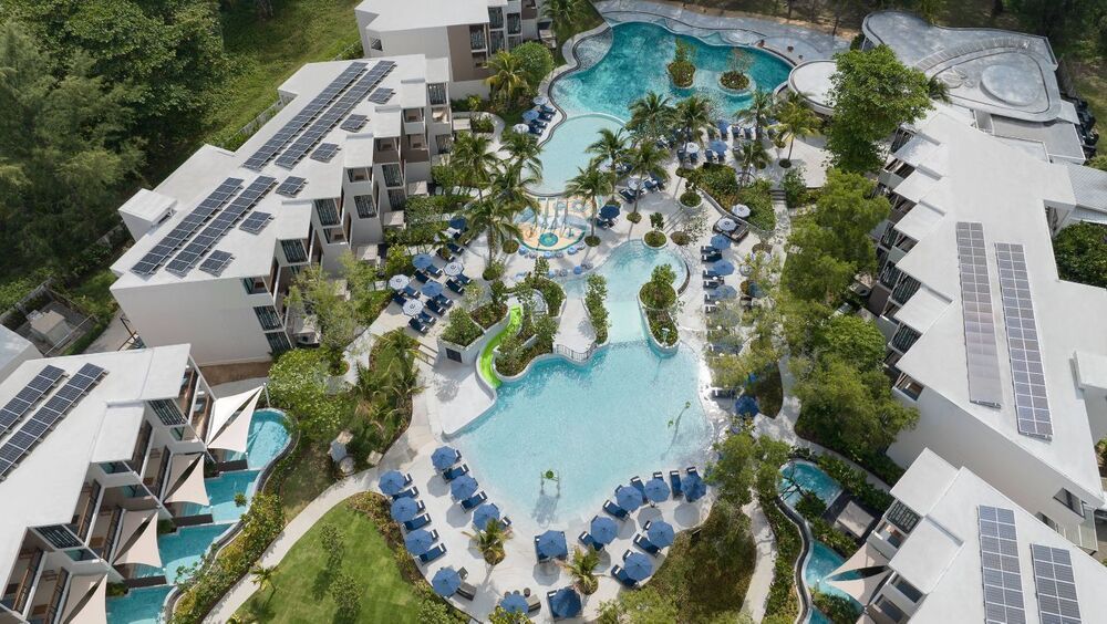 Le Meridien Phuket Mai Khao Beach Resort фото 37