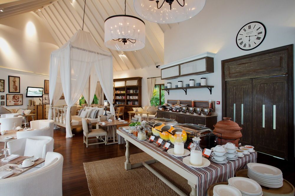 Machchafushi Island Resort & Spa Maldives, The Centara Collection фото 72