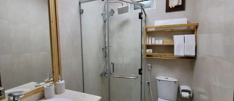 Фото отеля Camphor Hotel