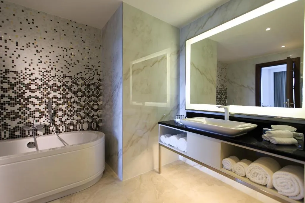 Renaissance Minsk Hotel by Marriott фото 16