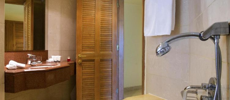 Фото отеля Movenpick Resort Taba