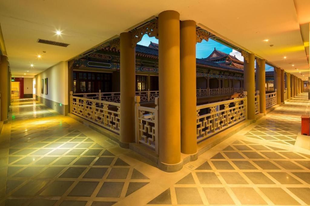 Eadry Royal Garden Hotel Haikou фото 7
