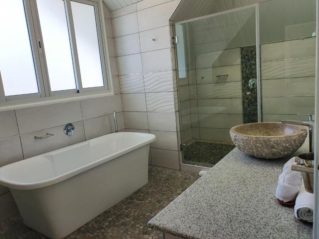 La Digue Self Catering фото 39