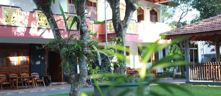 Фото отеля Sumal Villa
