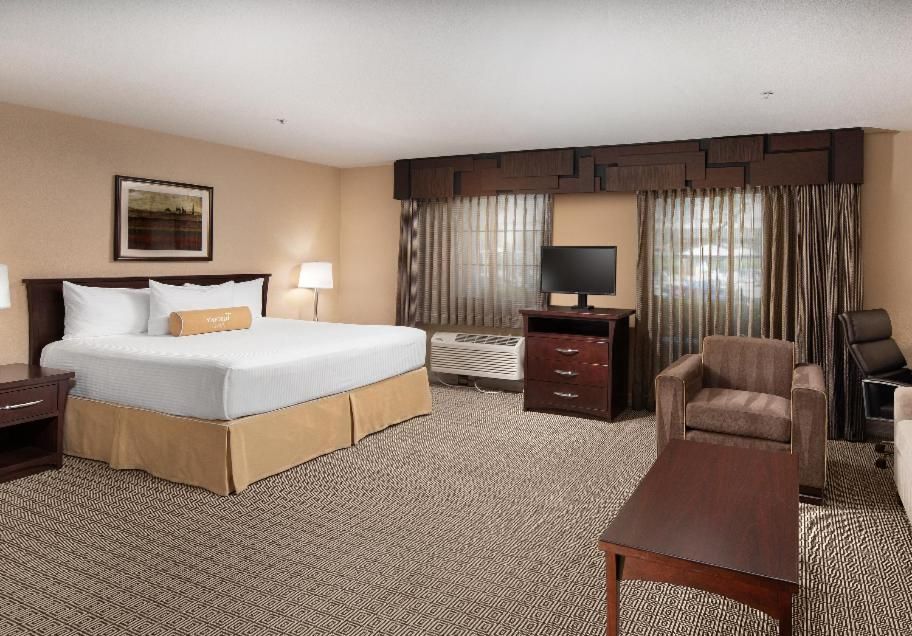 Tuscany Resort & Suites фото 46